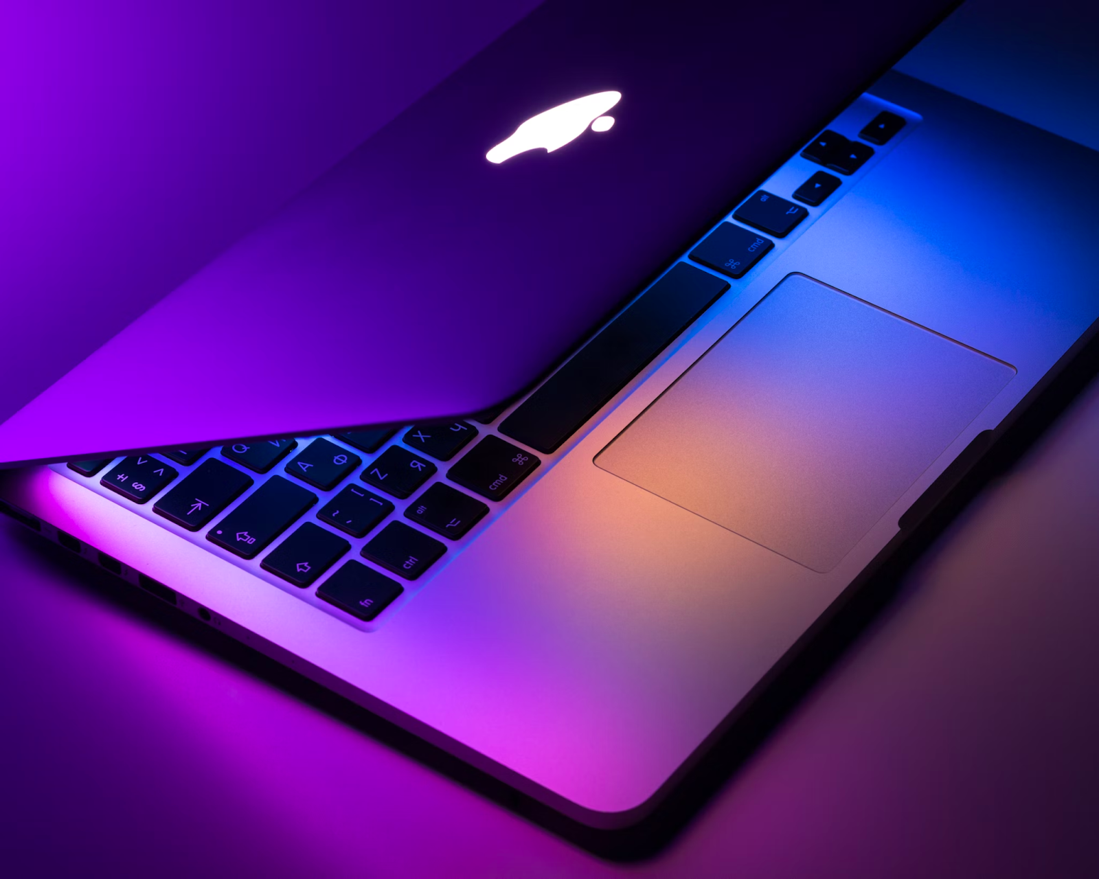 We’ve got you convered with our quick fix solutions for the most common Mac issues. Image: Dmitry Chernyshov / Unsplash